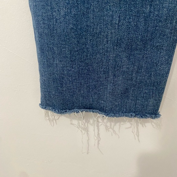 Stylish Blue Straight Leg Women's Jeans - Picture 4 of 6